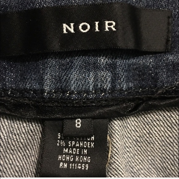 WHBM Noir Cuffed Denim Jean Capris - Picture 4 of 4